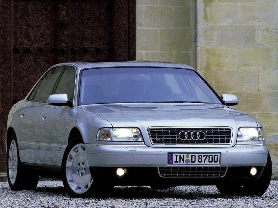  Audi A8 L 6.0 Quattro (D2) 2001 года  (фото 19 из 27)